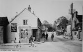 Fernhurst Cross Roads, early 1940s (5KB); click for larger version (45KB)